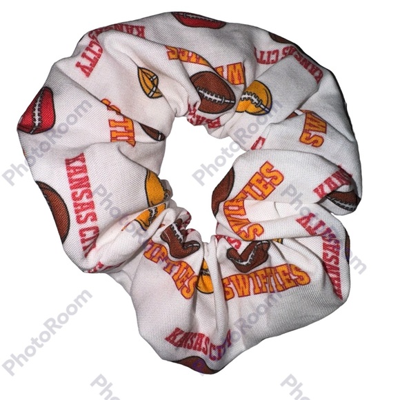Swiftie Kansas City Chiefs zipper hair scrunchie hand made USA cotton NWT summer - Picture 1 of 4